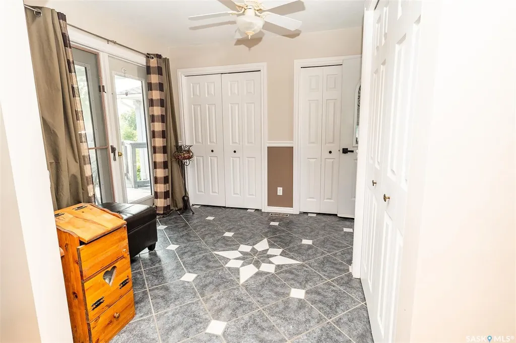 302 7th Street E Wynyard SK S0A 4T0