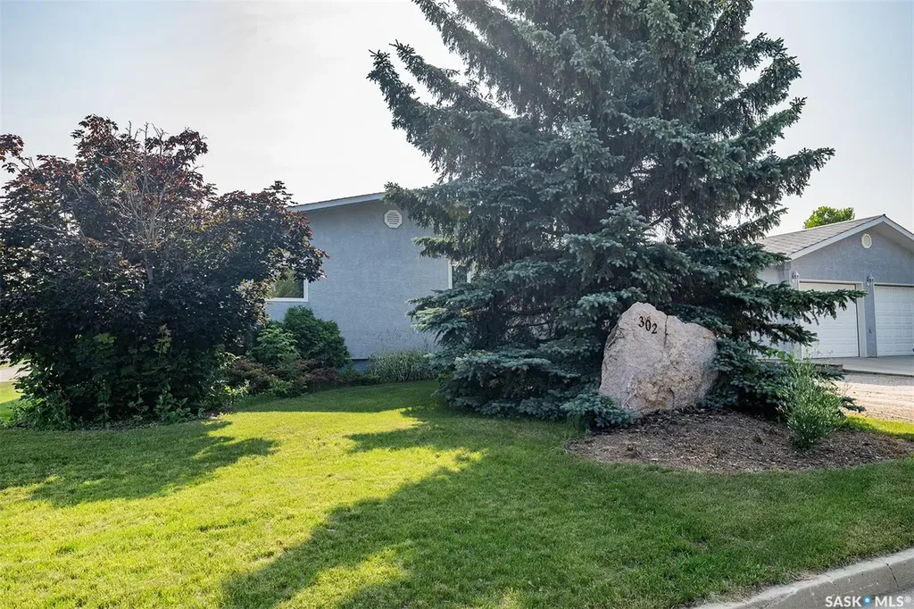 302 7th Street E Wynyard SK S0A 4T0