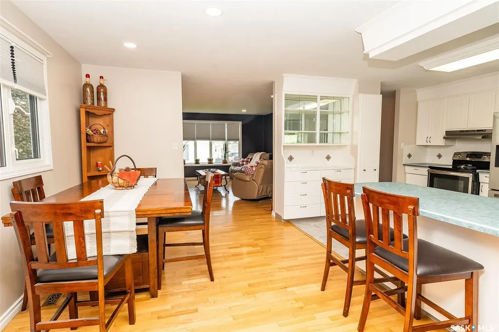 302 7th Street E Wynyard SK S0A 4T0