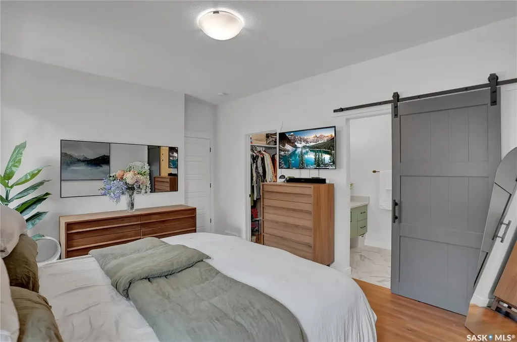 14 Clunie Court Moose Jaw SK S6J 0E3