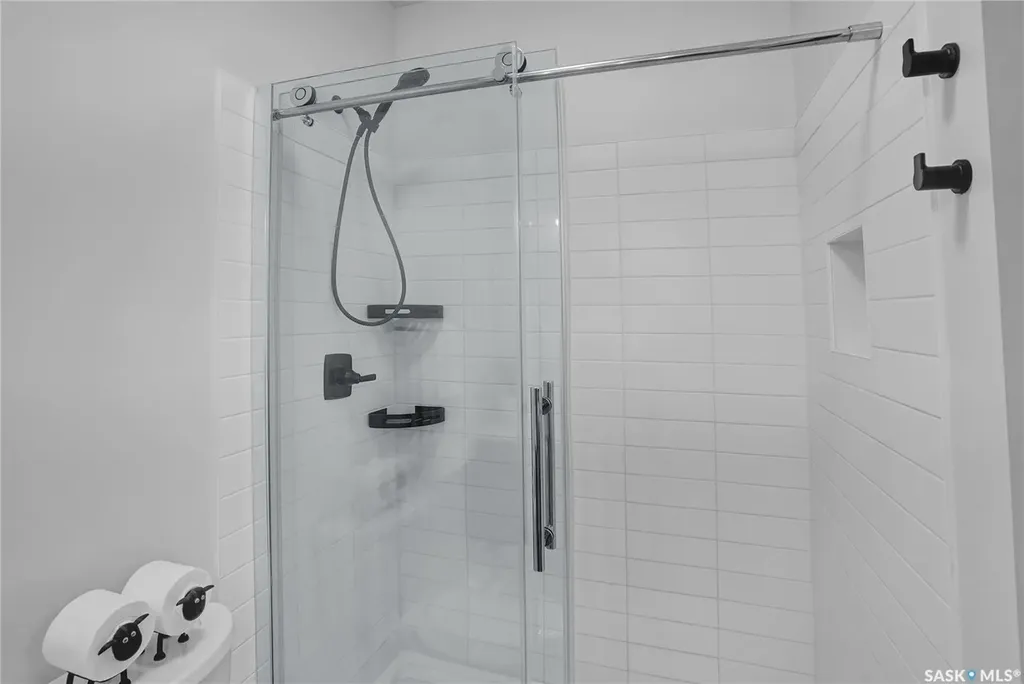 14 Clunie Court Moose Jaw SK S6J 0E3