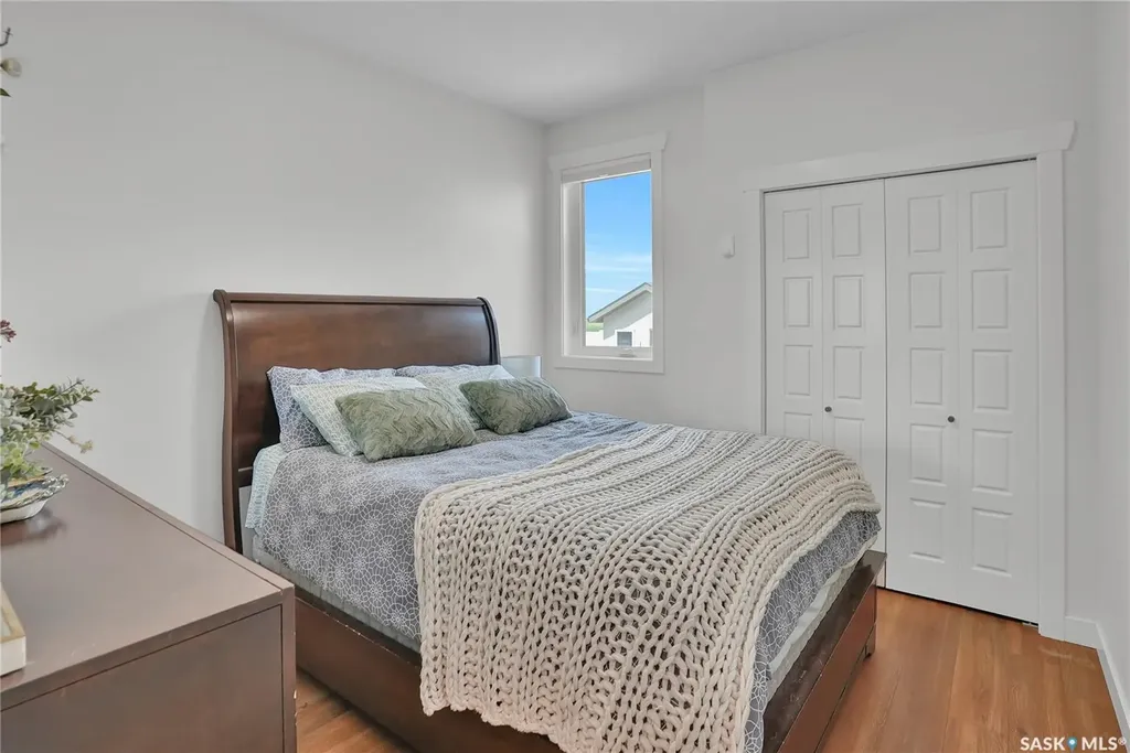 14 Clunie Court Moose Jaw SK S6J 0E3