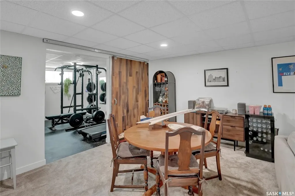 14 Clunie Court Moose Jaw SK S6J 0E3
