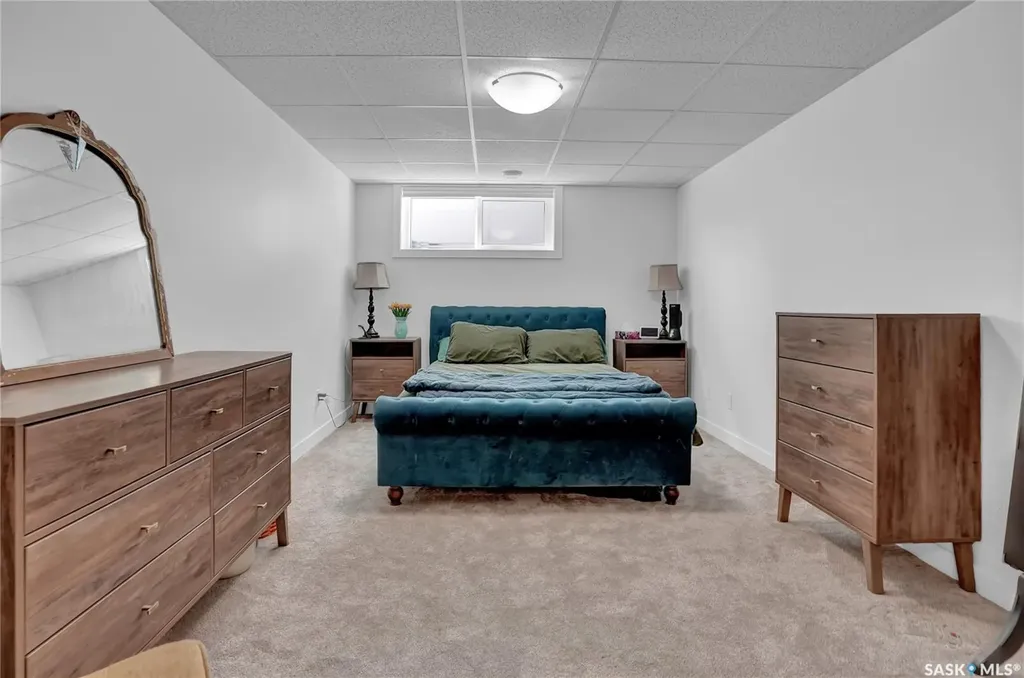 14 Clunie Court Moose Jaw SK S6J 0E3