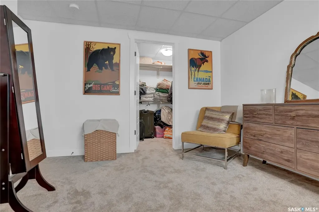14 Clunie Court Moose Jaw SK S6J 0E3