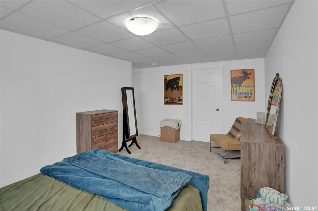 14 Clunie Court Moose Jaw SK S6J 0E3