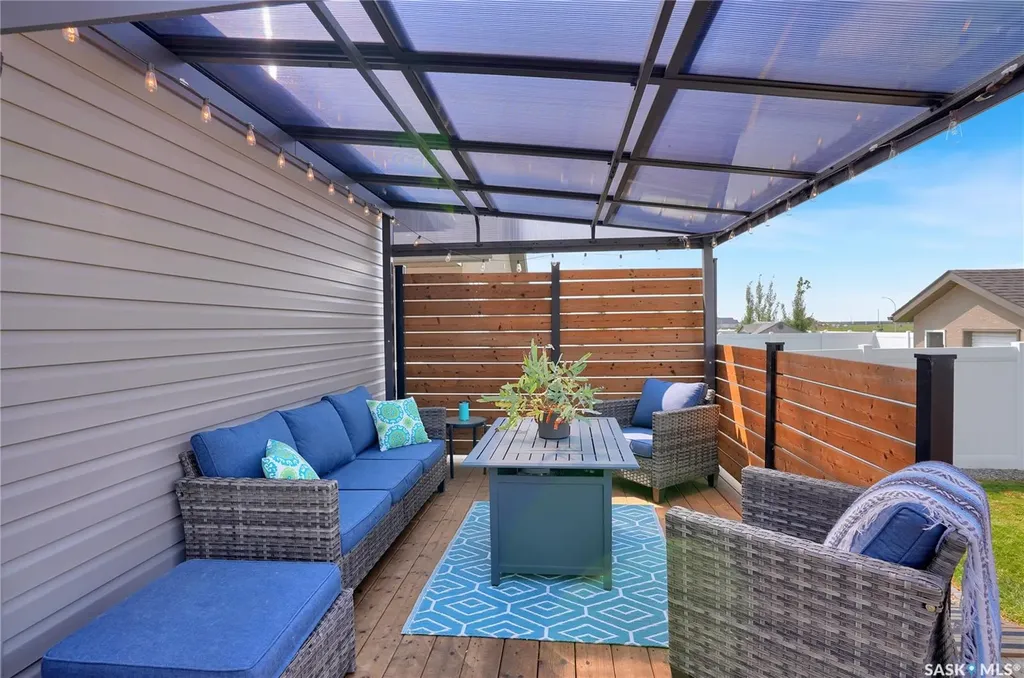 14 Clunie Court Moose Jaw SK S6J 0E3