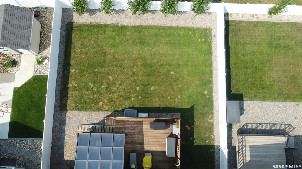 14 Clunie Court Moose Jaw SK S6J 0E3