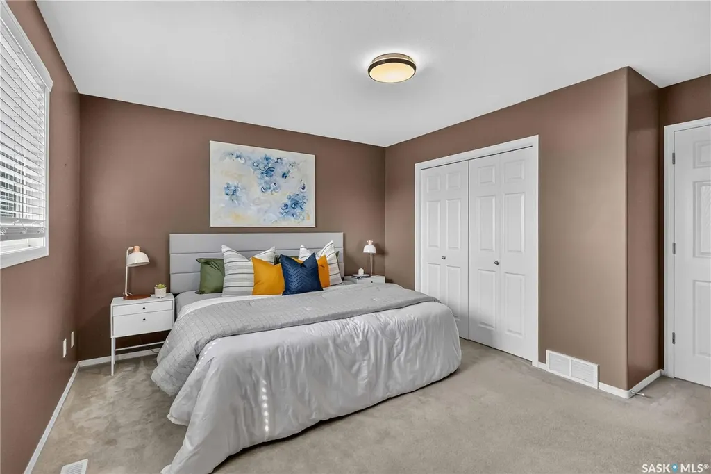 326 Denham Court Saskatoon SK S7R 1E5
