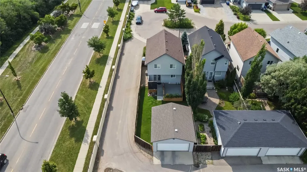 326 Denham Court Saskatoon SK S7R 1E5