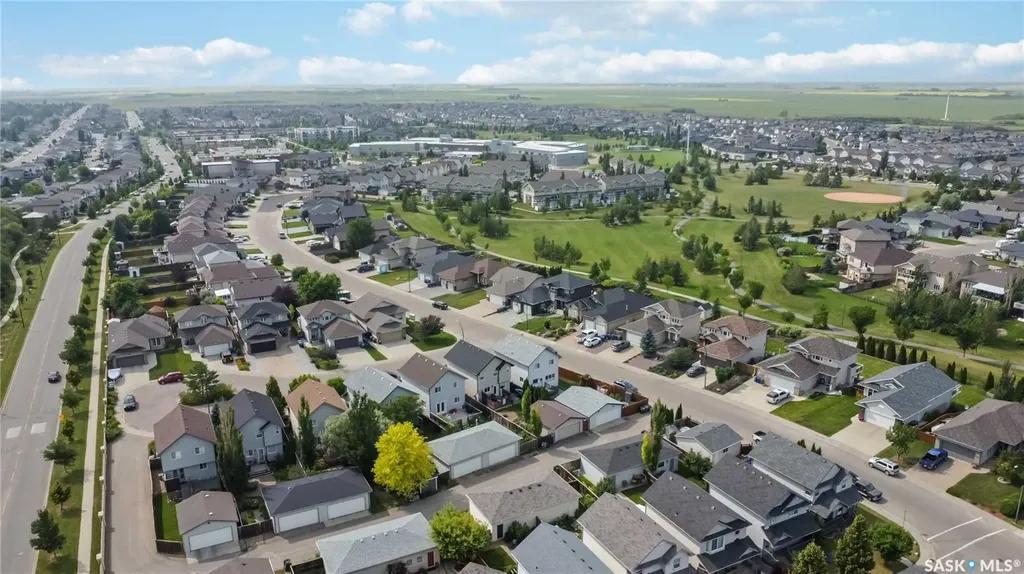 326 Denham Court Saskatoon SK S7R 1E5