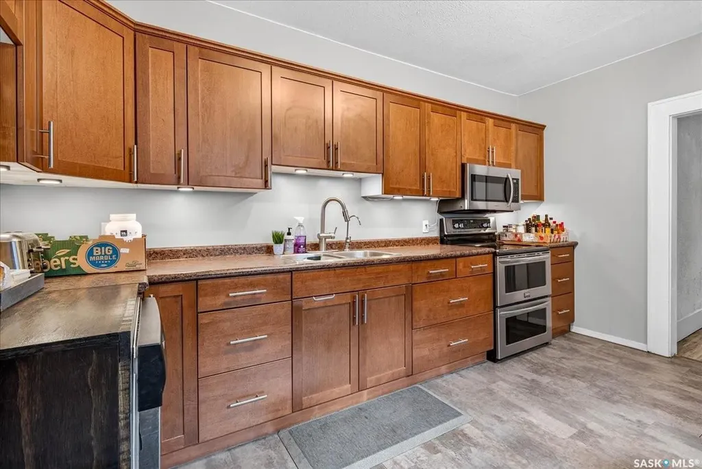 1922 Atkinson Street Regina SK S4N 3W5