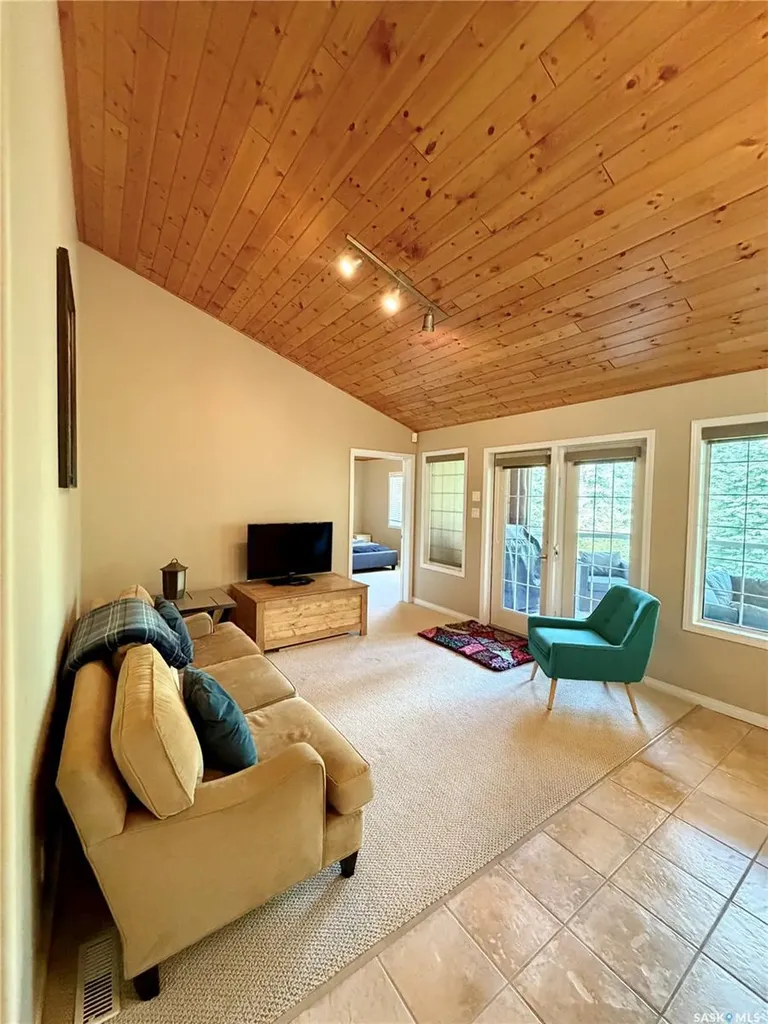 60 Estates Drive Elk Ridge SK S0J 0N0