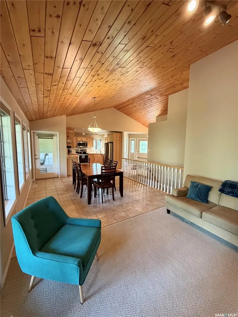 60 Estates Drive Elk Ridge SK S0J 0N0