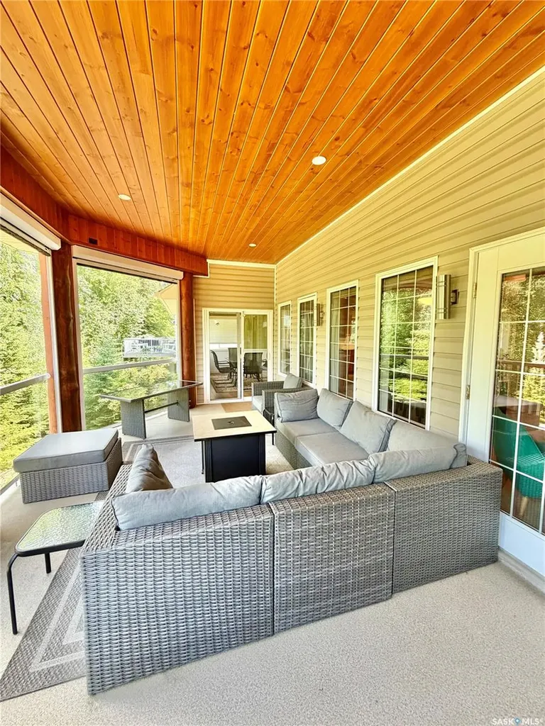 60 Estates Drive Elk Ridge SK S0J 0N0