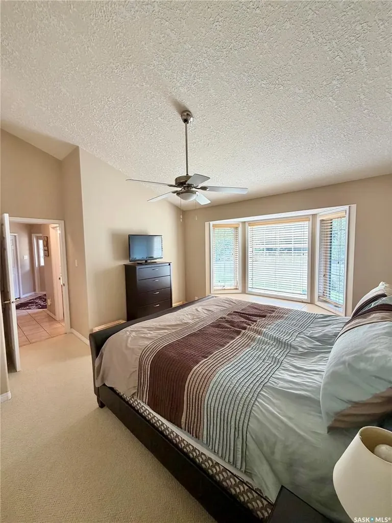 60 Estates Drive Elk Ridge SK S0J 0N0