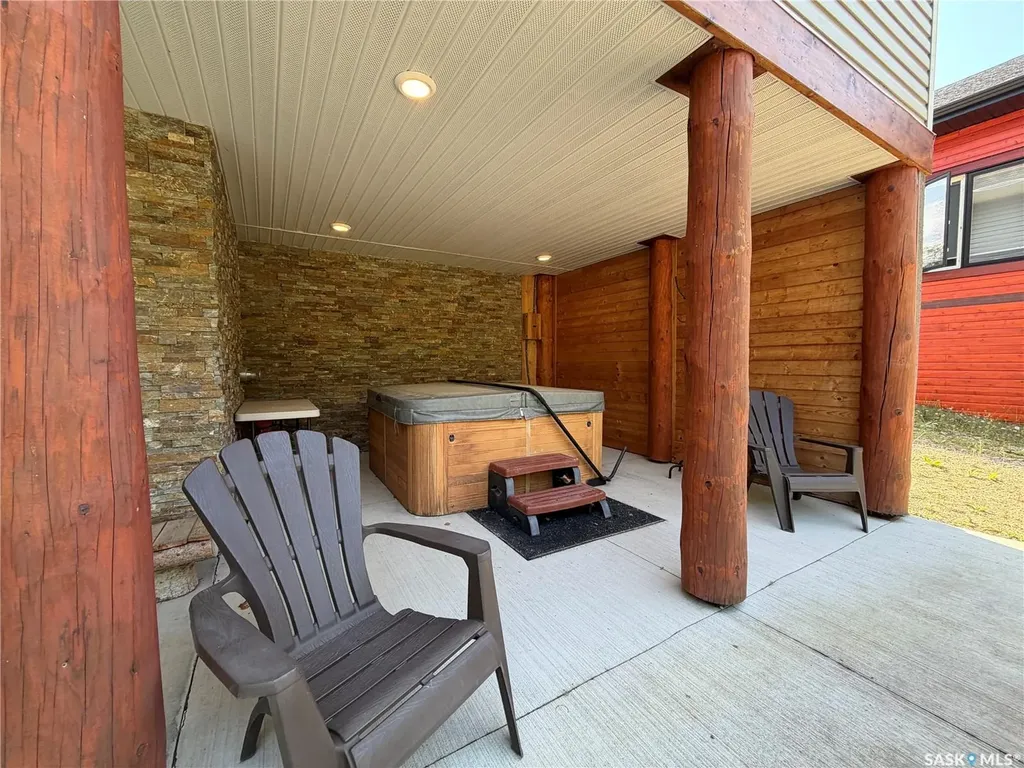 60 Estates Drive Elk Ridge SK S0J 0N0