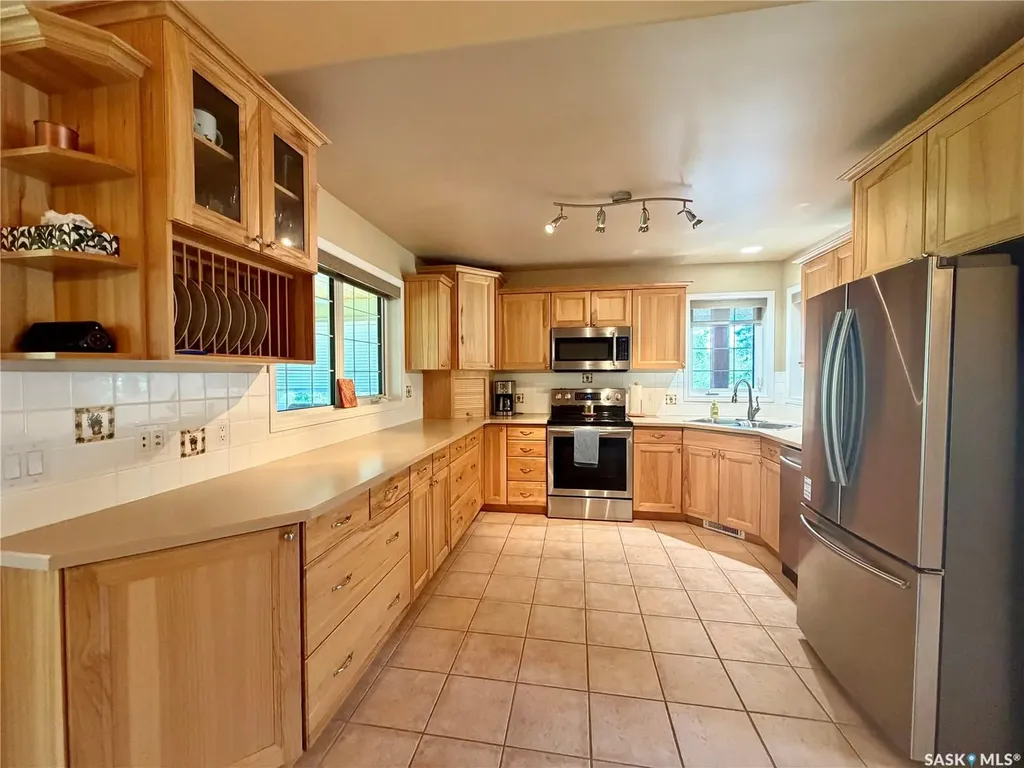 60 Estates Drive Elk Ridge SK S0J 0N0