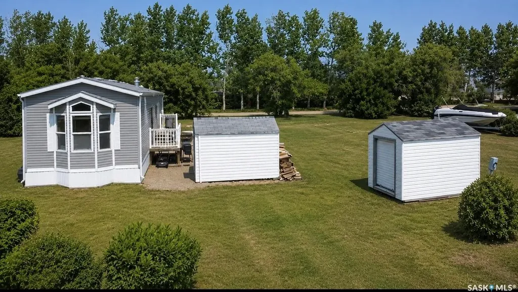 140 King Street Elbow SK S0L 1J0