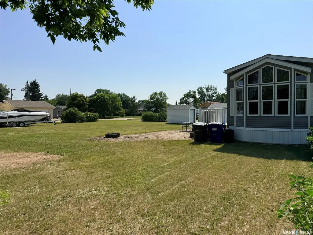 140 King Street Elbow SK S0L 1J0
