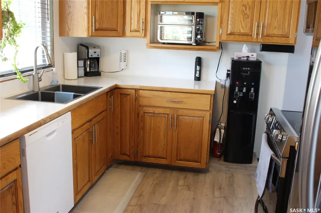 265 Saskatchewan Street Central Butte SK S0H 0T0