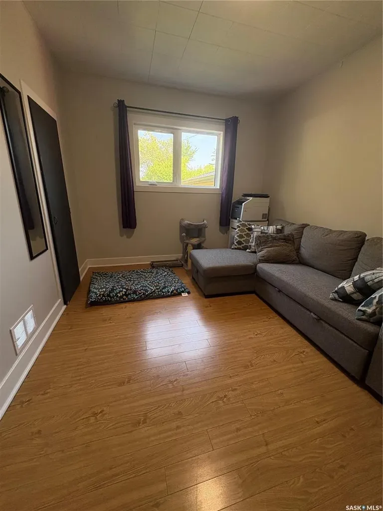 73 Franklin Avenue Yorkton SK S3N 4C6