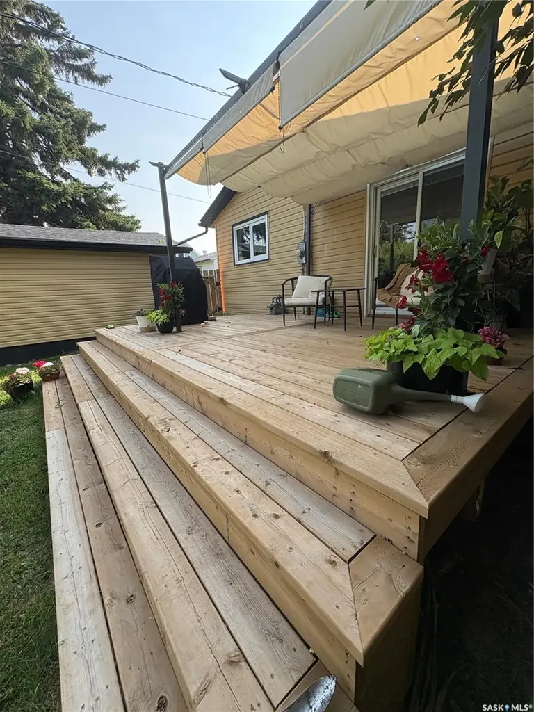 73 Franklin Avenue Yorkton SK S3N 4C6