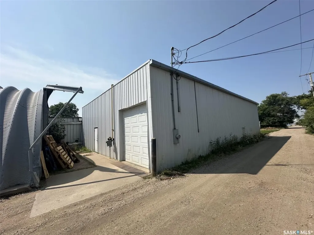 326 High Street W Moose Jaw SK S6H 1S9