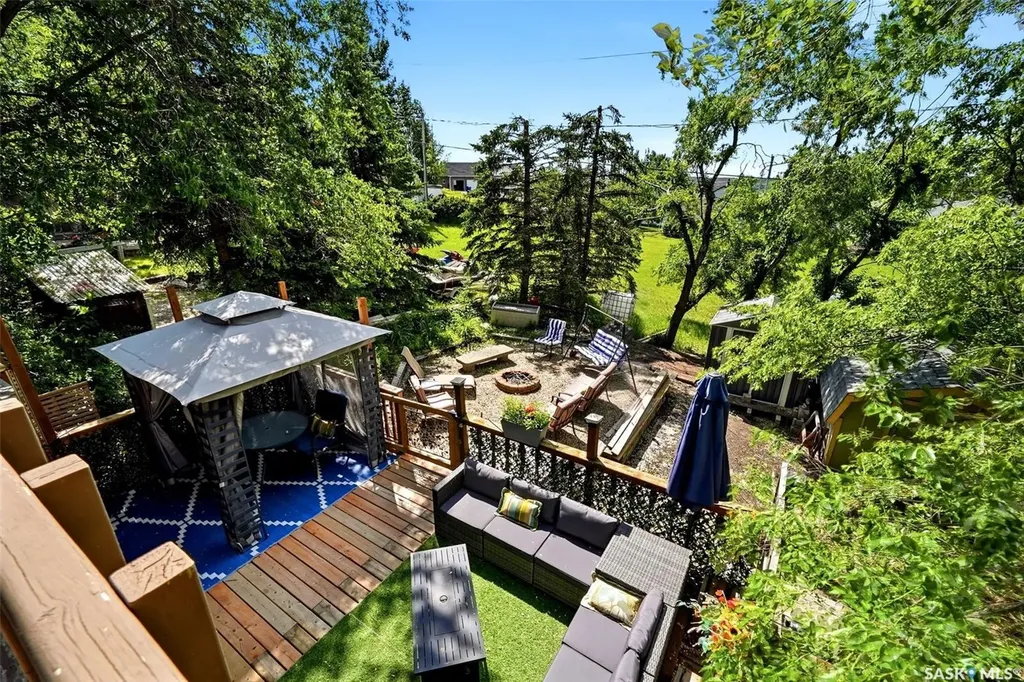 213 Grove Avenue Saskatchewan Beach SK S0G 4L0