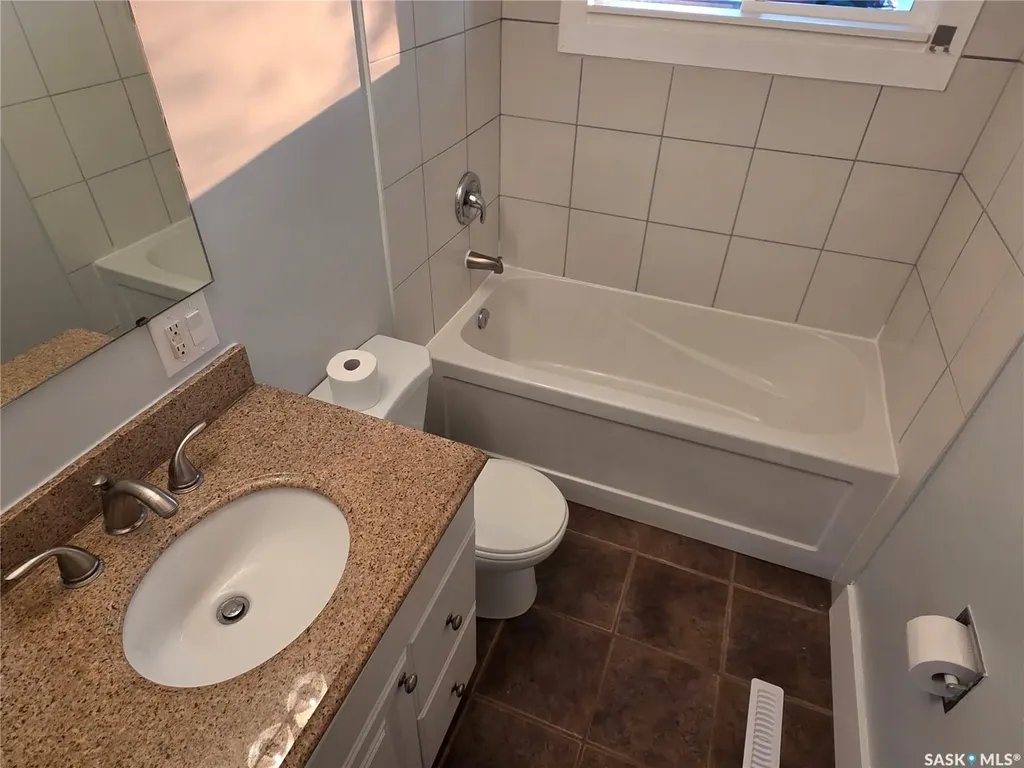 333 Elphinstone Street Regina SK S4R 3W7