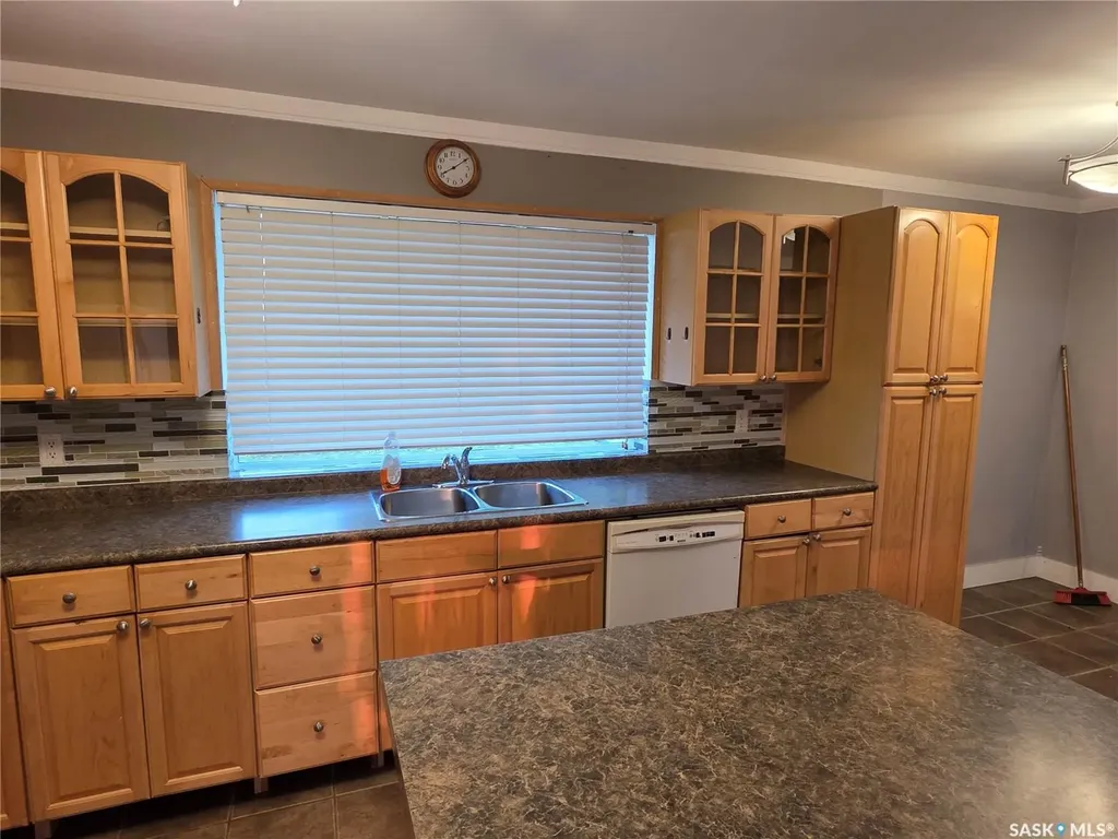 333 Elphinstone Street Regina SK S4R 3W7