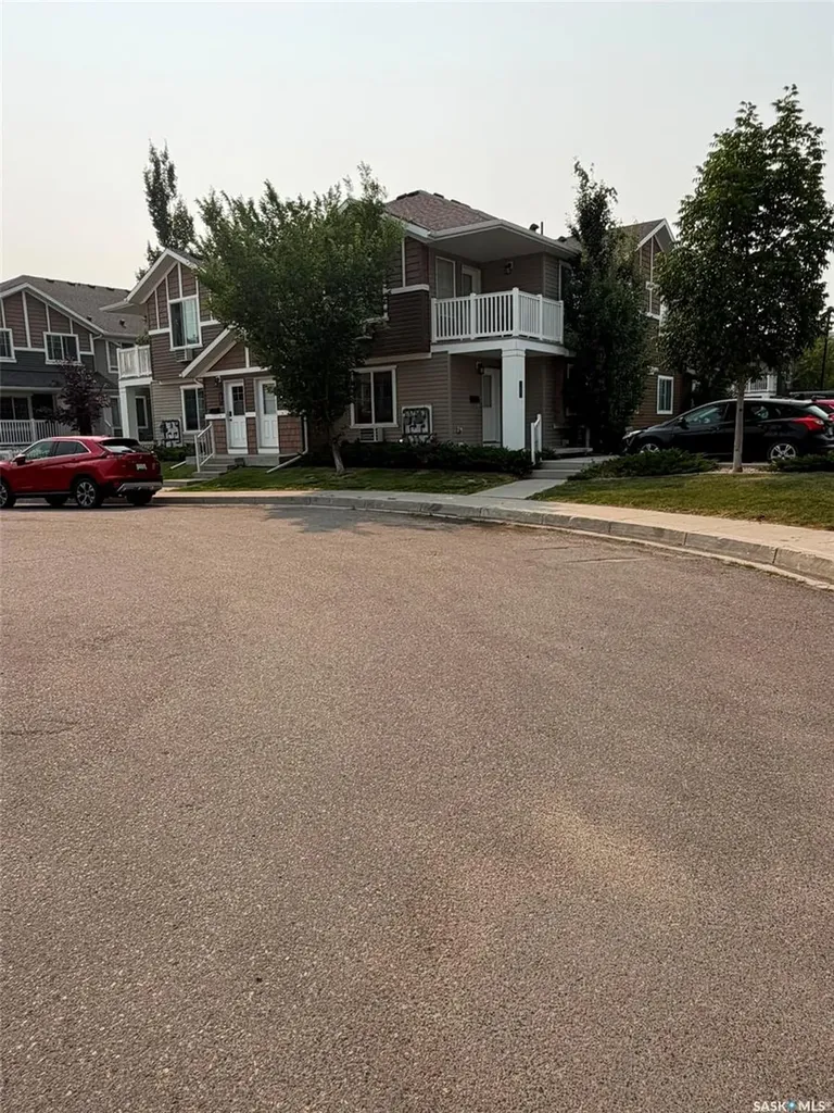 5742 Gordon Road Regina SK S4W 0M1