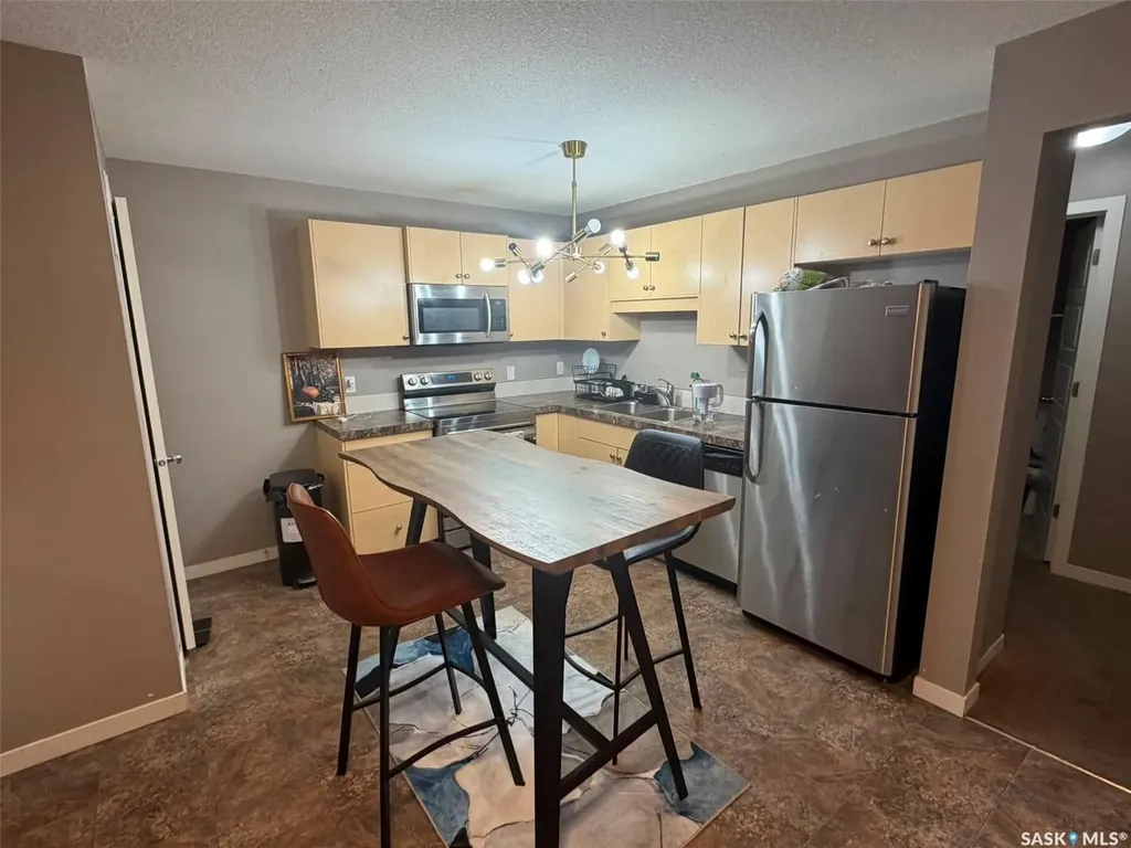 5742 Gordon Road Regina SK S4W 0M1