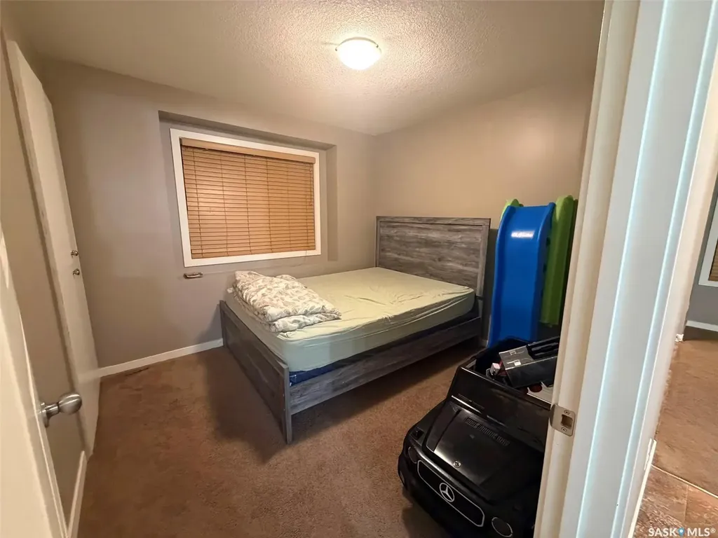 5742 Gordon Road Regina SK S4W 0M1