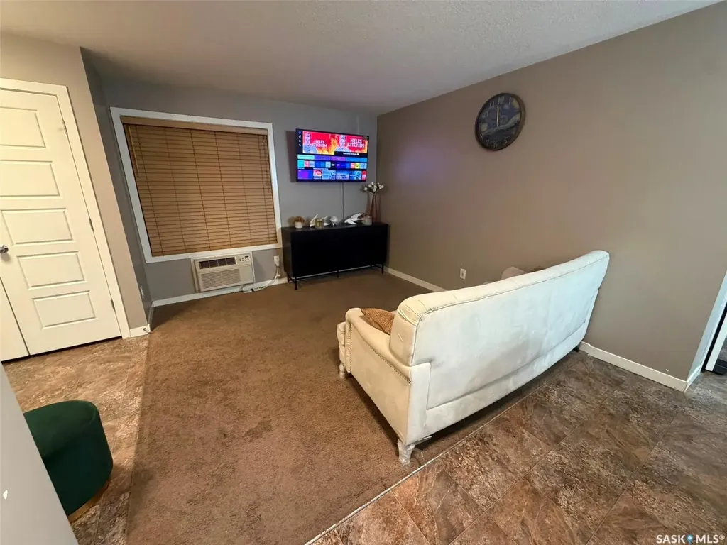5742 Gordon Road Regina SK S4W 0M1