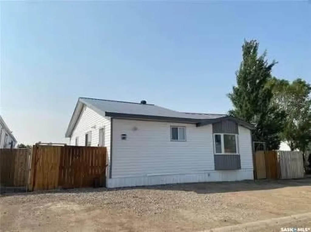 68 Spencer Drive Kindersley SK S0L 1S1