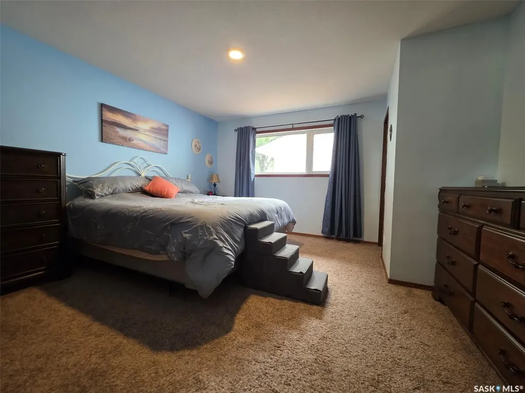 304 4th Avenue SE Swift Current SK S9H 3L8