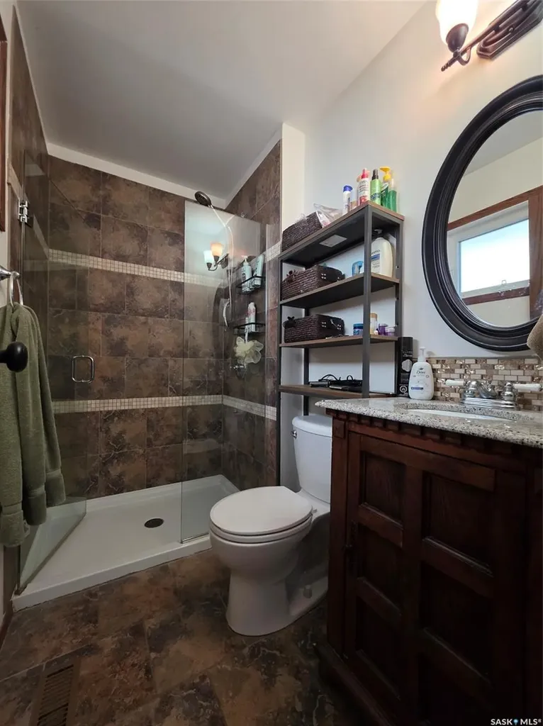 304 4th Avenue SE Swift Current SK S9H 3L8