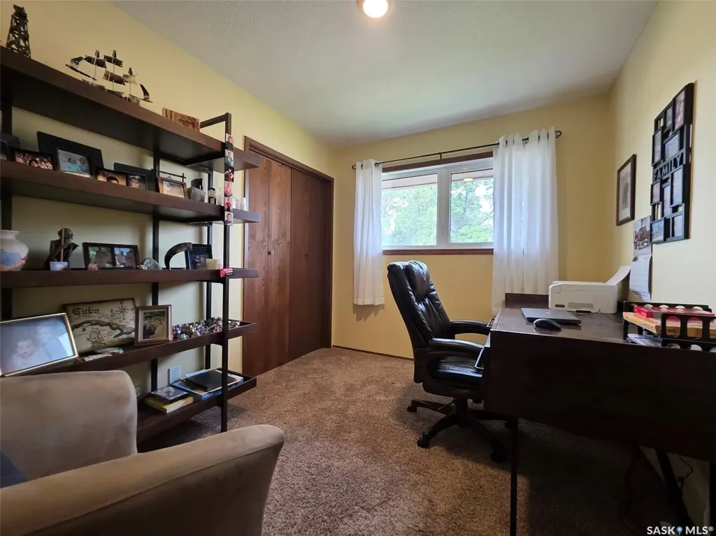 304 4th Avenue SE Swift Current SK S9H 3L8