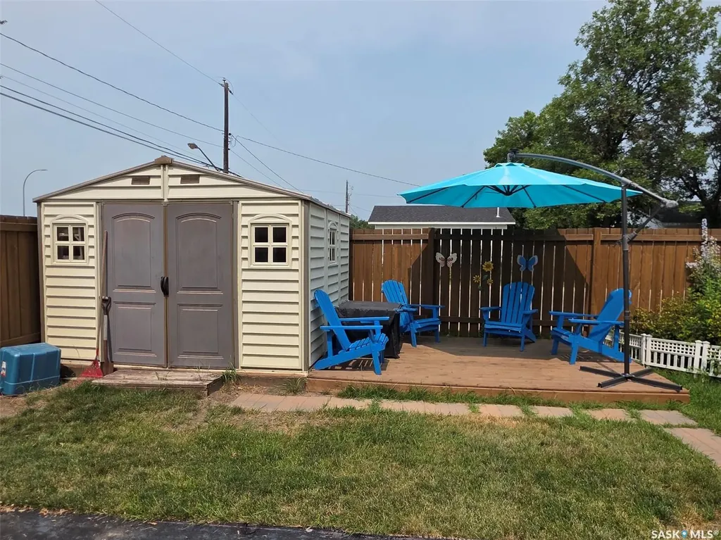 304 4th Avenue SE Swift Current SK S9H 3L8