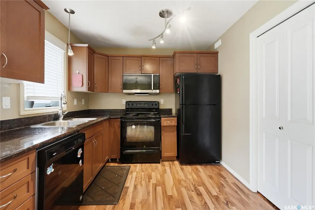 303 Slimmon Place Saskatoon SK S7V 0A8