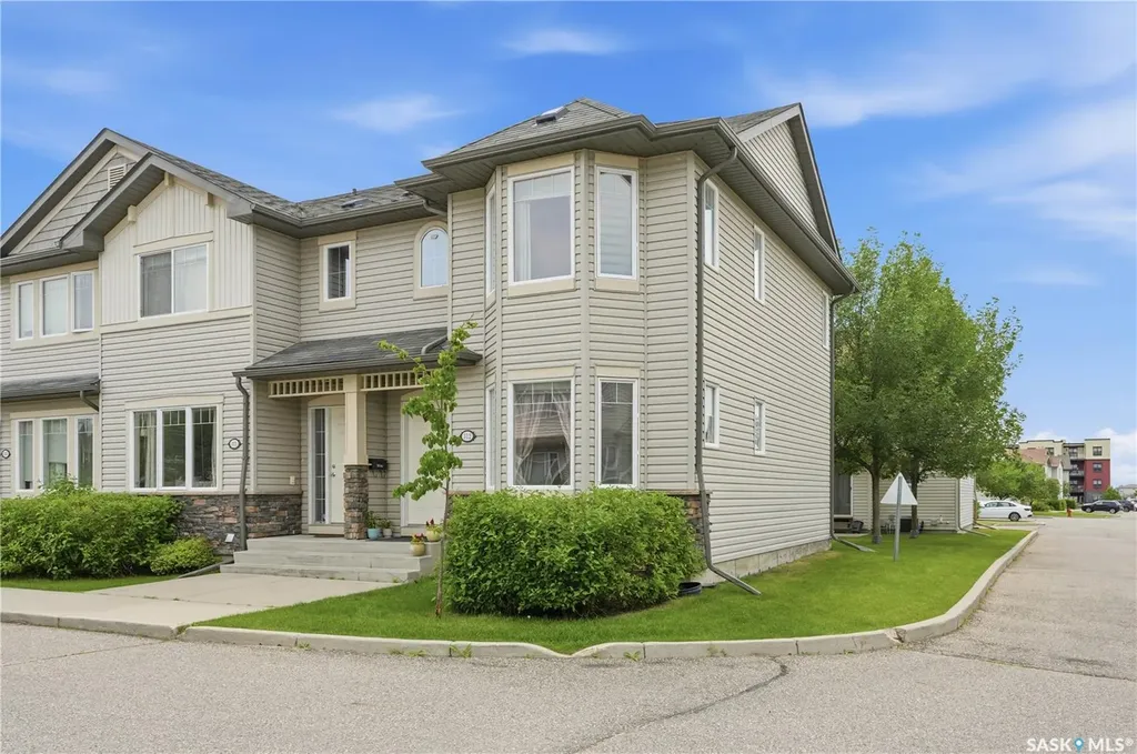 303 Slimmon Place Saskatoon SK S7V 0A8