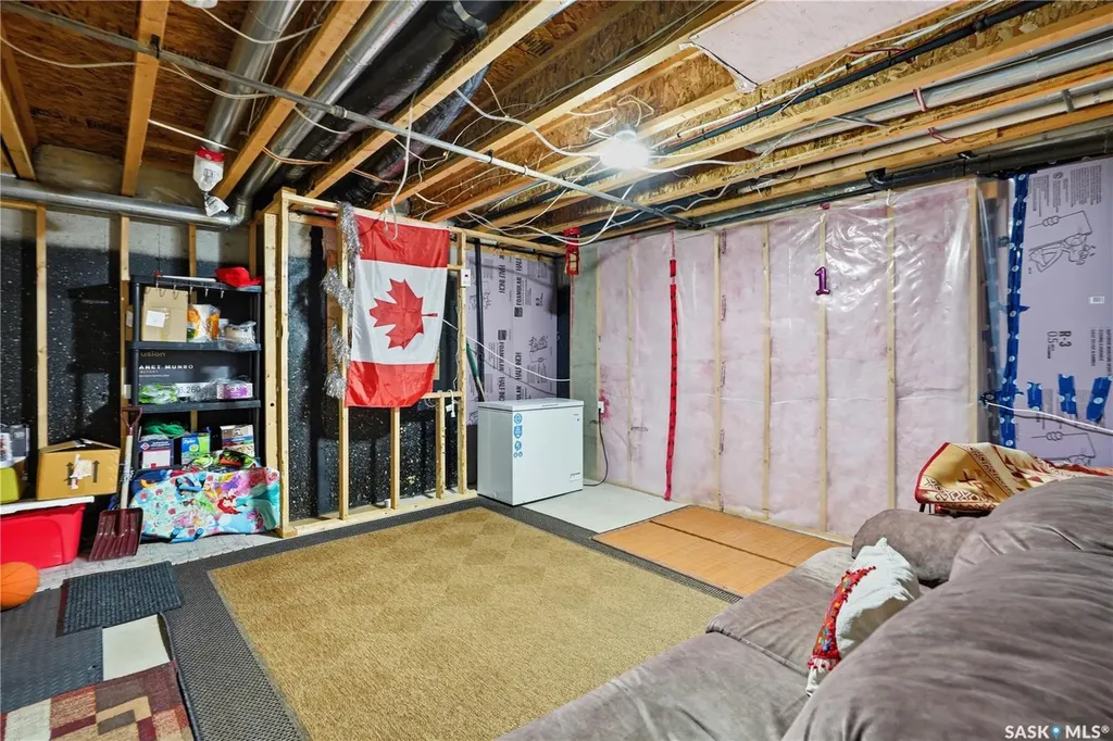 303 Slimmon Place Saskatoon SK S7V 0A8