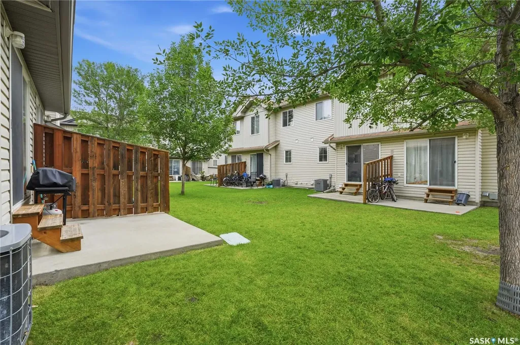 303 Slimmon Place Saskatoon SK S7V 0A8