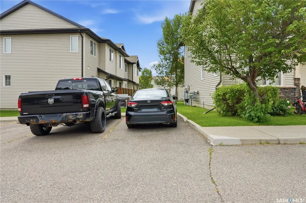 303 Slimmon Place Saskatoon SK S7V 0A8