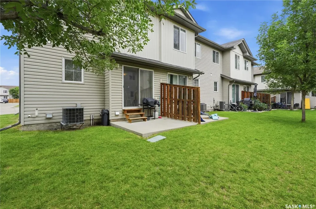 303 Slimmon Place Saskatoon SK S7V 0A8