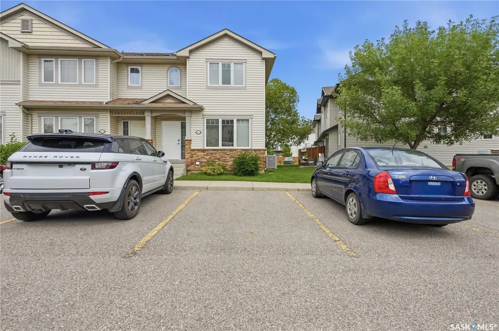 303 Slimmon Place Saskatoon SK S7V 0A8