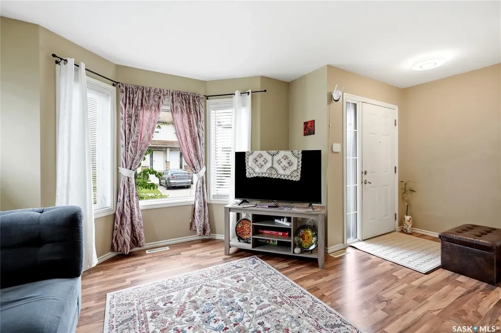 303 Slimmon Place Saskatoon SK S7V 0A8