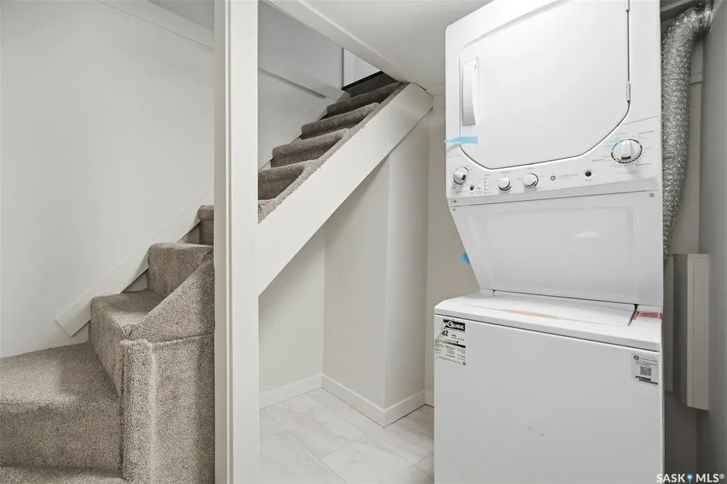 836 I Avenue S Saskatoon SK S7M 1Z3