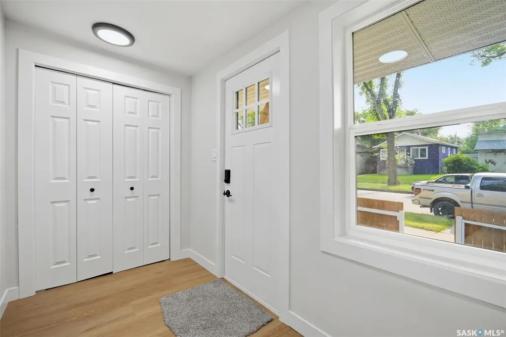 836 I Avenue S Saskatoon SK S7M 1Z3